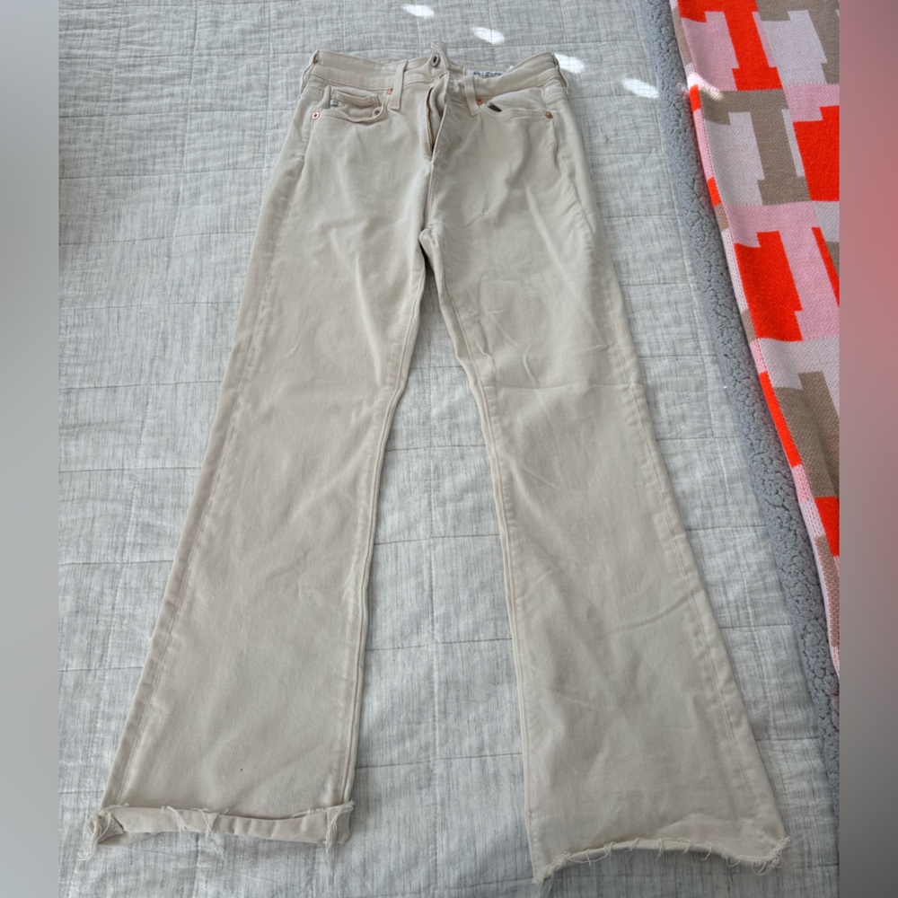 AG Farrah Boot Crop Jeans in cream